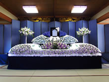 8号花祭壇